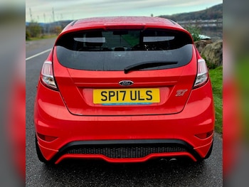 Used Ford Fiesta 2017 for sale - 76527143: Photo