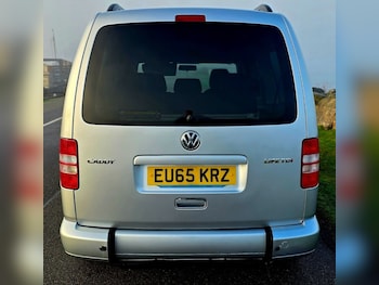 Used Volkswagen Caddy Maxi Life 2016 for sale - 76973506: Photo