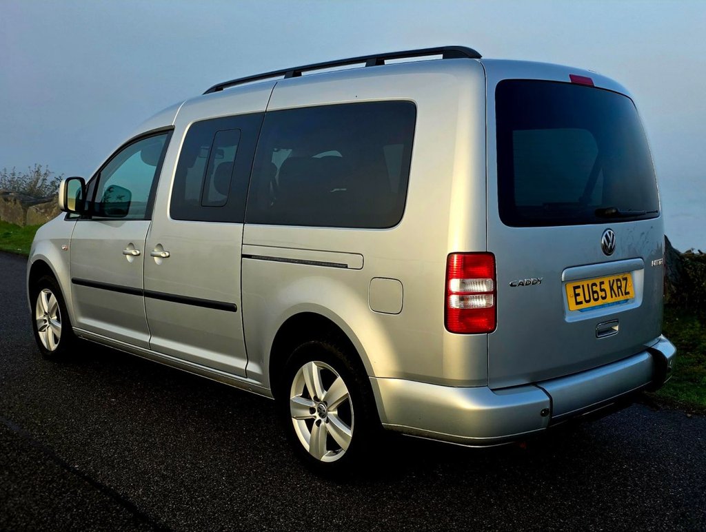 Used Volkswagen Caddy Maxi Life 2016 for sale - 76973506: Photo 5