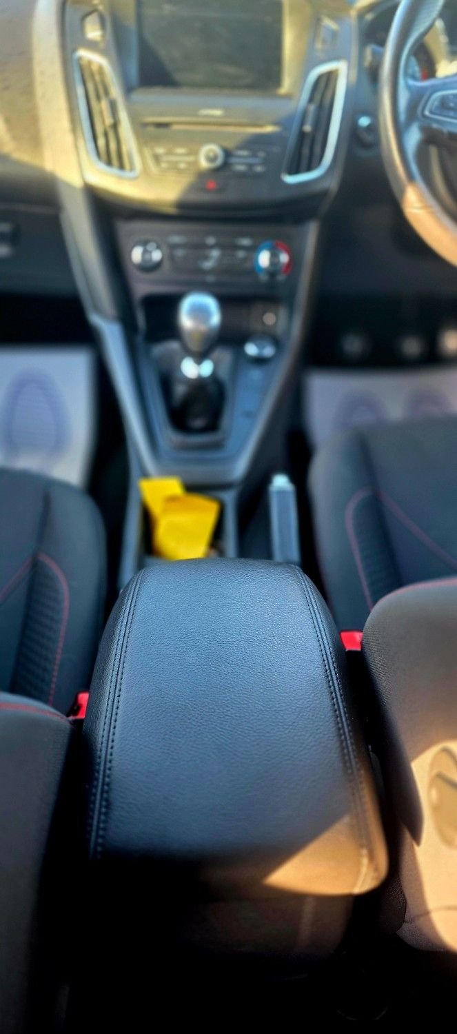 Used Ford Focus 2017 for sale - 76559064: Photo 24