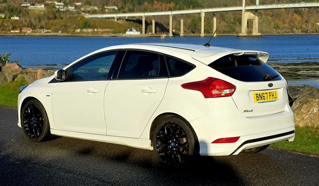 Used Ford Focus 2017 for sale - 76559064: Photo 6