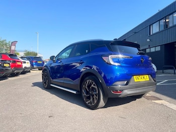 Used Renault Captur 2024 for sale - 78733060: Photo