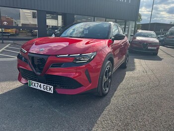 Used Alfa Romeo Junior 2024 for sale - 78314160: Photo