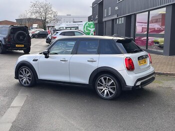 Used MINI Hatch 2022 for sale - 77417141: Photo