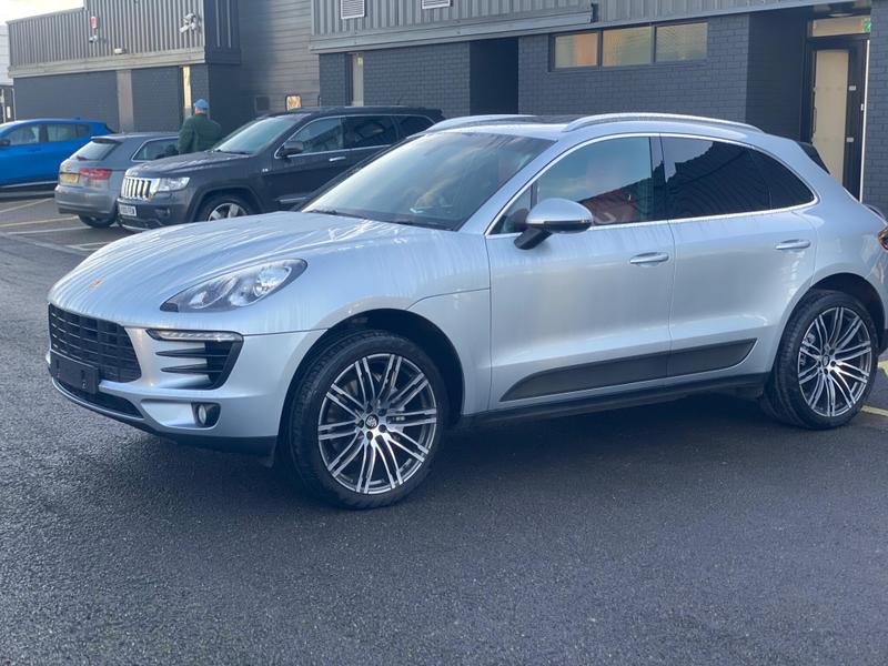 Used Porsche Macan 2014 for sale - 76931229: Photo 2