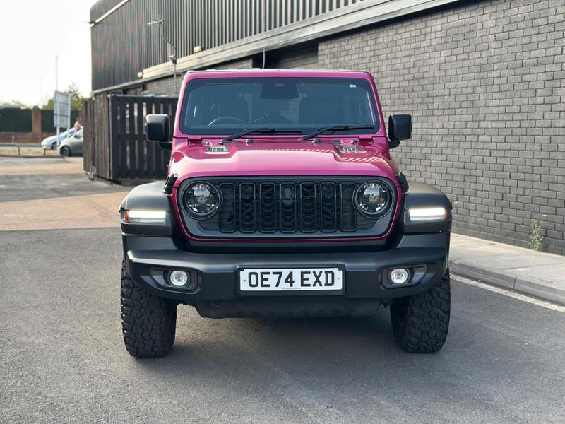 Used Jeep Wrangler 2024 for sale - 76888140: Photo 2