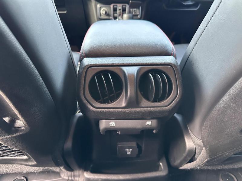 Used Jeep Wrangler 2024 for sale - 76888140: Photo 23