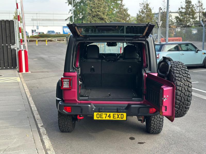 Used Jeep Wrangler 2024 for sale - 76888140: Photo 8