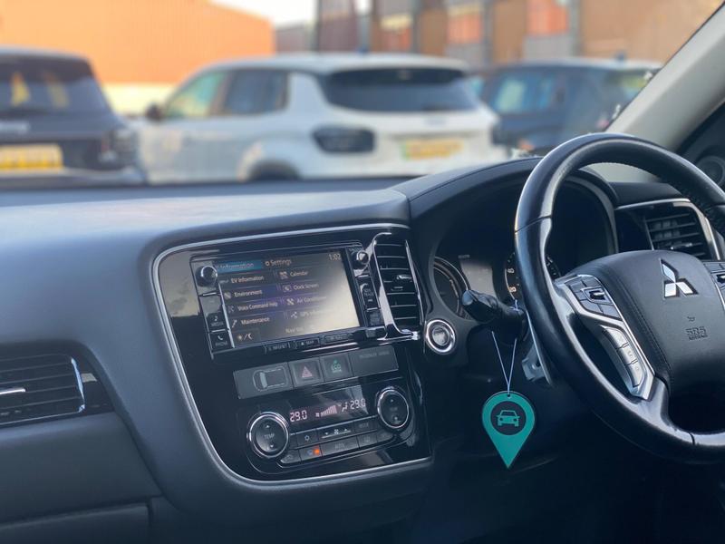 Used Mitsubishi Outlander 2016 for sale - 76931320: Photo 12