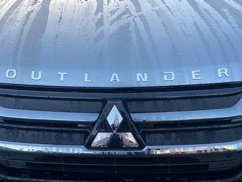 Used Mitsubishi Outlander 2016 for sale - 76931320: Photo 2