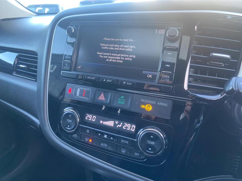 Used Mitsubishi Outlander 2016 for sale - 76931320: Photo 23