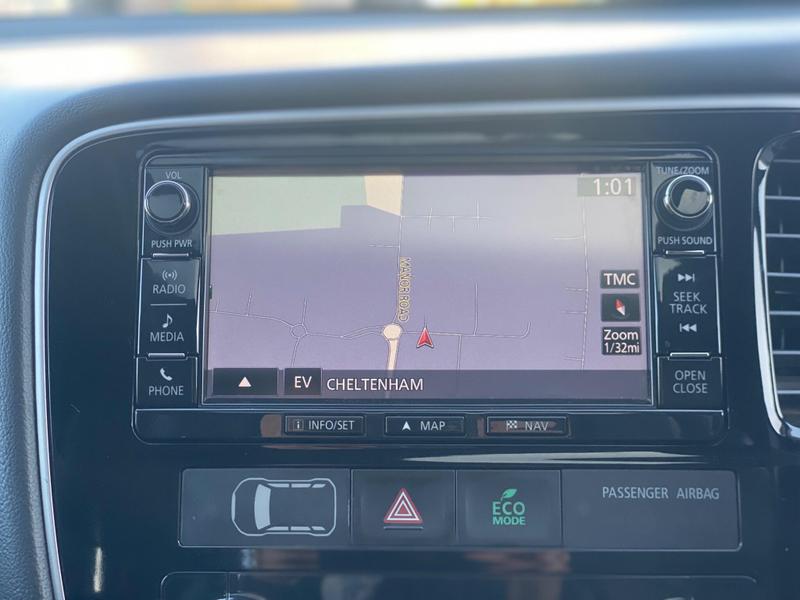 Used Mitsubishi Outlander 2016 for sale - 76931320: Photo 28