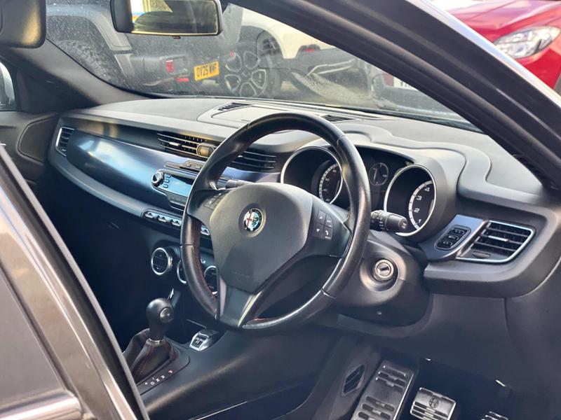 Used Alfa Romeo Giulietta 2013 for sale - 76931376: Photo 12
