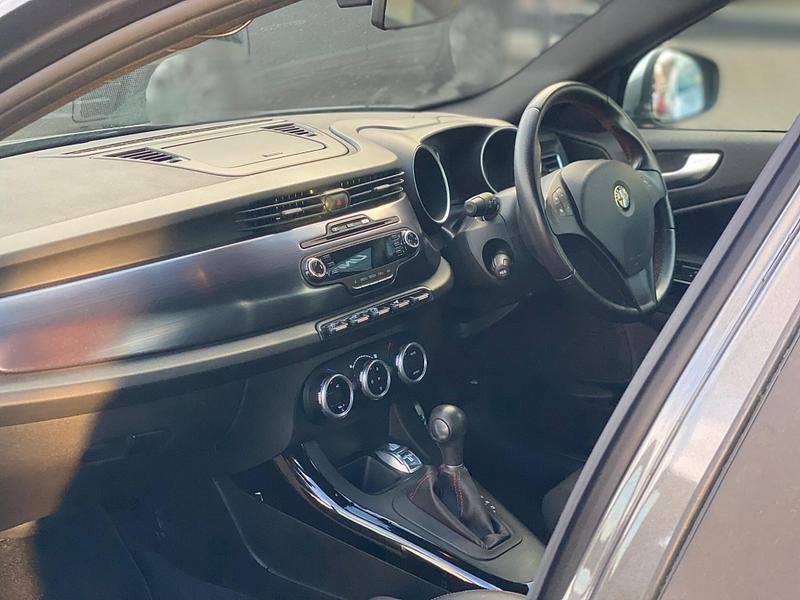 Used Alfa Romeo Giulietta 2013 for sale - 76931376: Photo 13