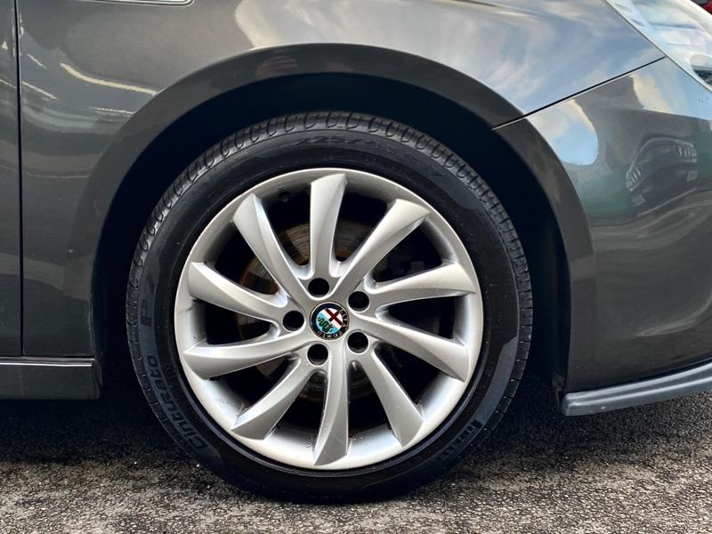 Used Alfa Romeo Giulietta 2013 for sale - 76931376: Photo 24