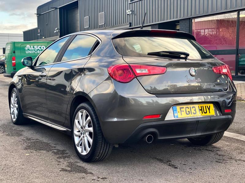 Used Alfa Romeo Giulietta 2013 for sale - 76931376: Photo 4