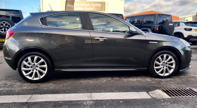 Used Alfa Romeo Giulietta 2013 for sale - 76931376: Photo 8