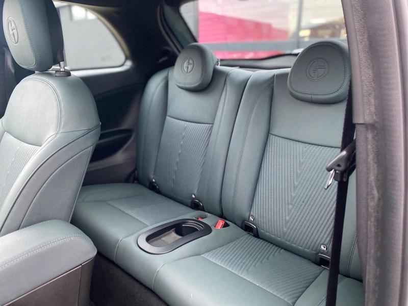 Used Fiat 500e 2025 for sale - 76931227: Photo 16