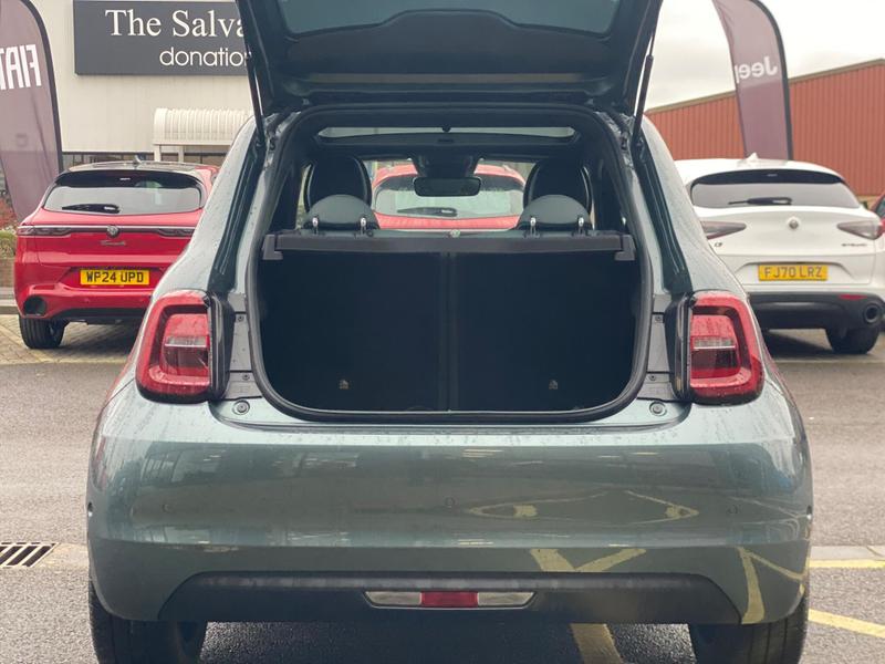 Used Fiat 500e 2025 for sale - 76931227: Photo 34