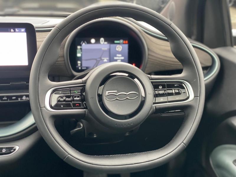 Used Fiat 500e 2025 for sale - 76931227: Photo 35