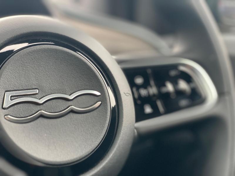 Used Fiat 500e 2025 for sale - 76931227: Photo 36