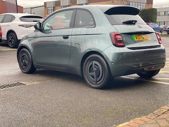 Used Fiat 500e 2025 for sale - 76931227: Photo