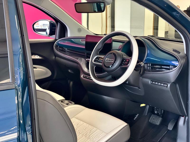 Used Fiat 500e for sale - 77447340: Photo 4