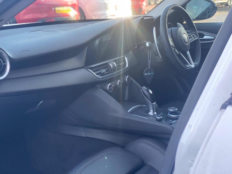 Used Alfa Romeo Giulia 2019 for sale - 77179671: Photo 12