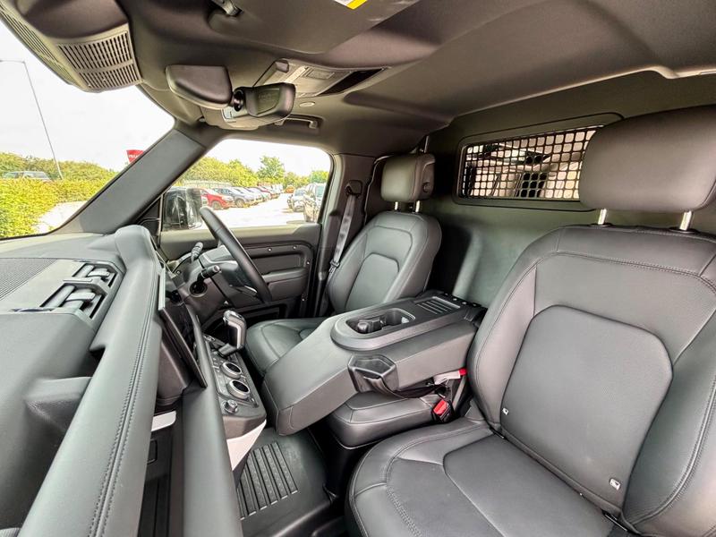 Used Land Rover Defender 2024 for sale - 76888142: Photo 34