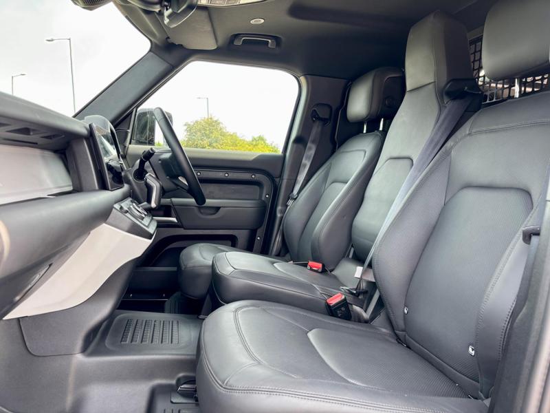 Used Land Rover Defender 2024 for sale - 76888142: Photo 35