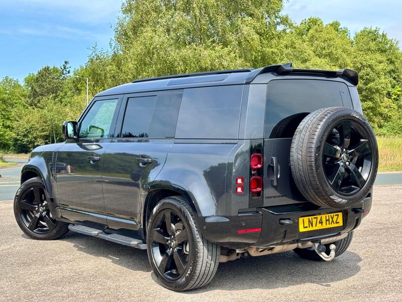 Used Land Rover Defender 2024 for sale - 76888142: Photo 5