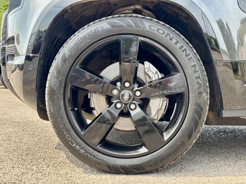 Used Land Rover Defender 2024 for sale - 76888142: Photo 8