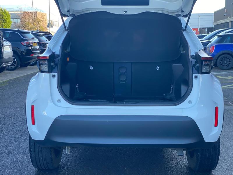 Used Toyota Yaris Cross 2022 for sale - 77417123: Photo 26