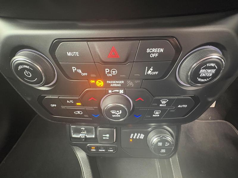 Used Jeep Renegade 2023 for sale - 77971253: Photo 29