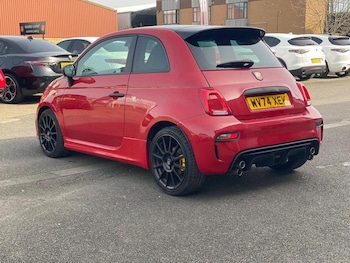 Used Abarth 695 2024 for sale - 77619893: Photo