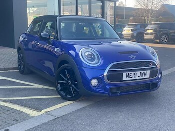 Used MINI Hatch 2019 for sale - 77638857: Photo