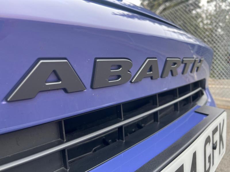 Used Abarth 600e 2025 for sale - 76888069: Photo 16