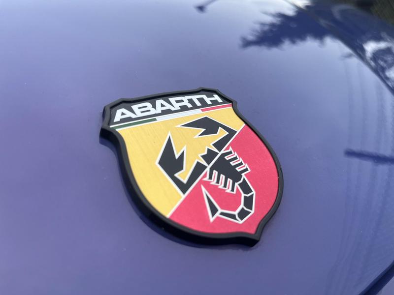 Used Abarth 600e 2025 for sale - 76888069: Photo 17