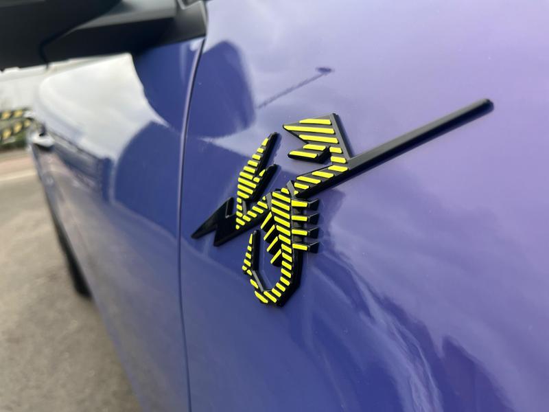 Used Abarth 600e 2025 for sale - 76888069: Photo 21