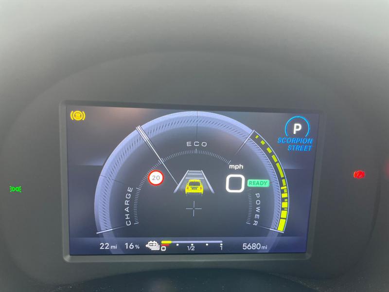 Used Abarth 600e 2025 for sale - 76888069: Photo 23