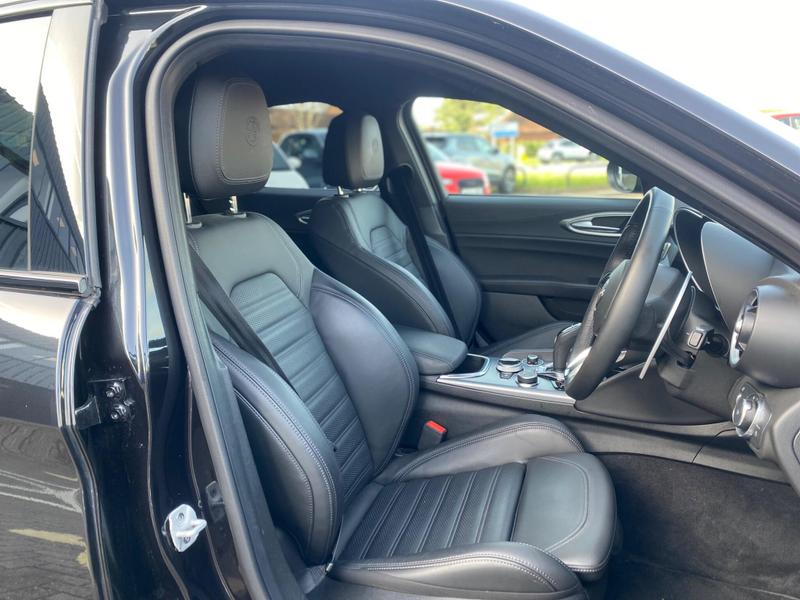 Used Alfa Romeo Giulia 2024 for sale - 77629005: Photo 11