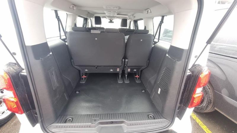 Used Peugeot Traveller for sale - 78117234: Photo 10