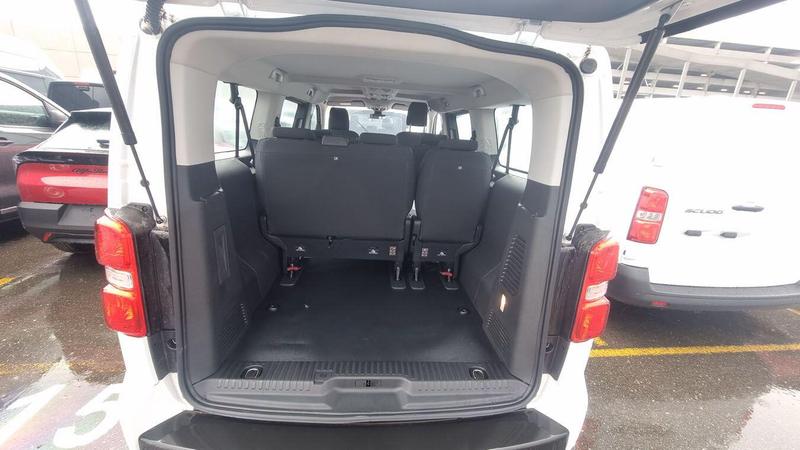 Used Peugeot Traveller for sale - 78117234: Photo 9