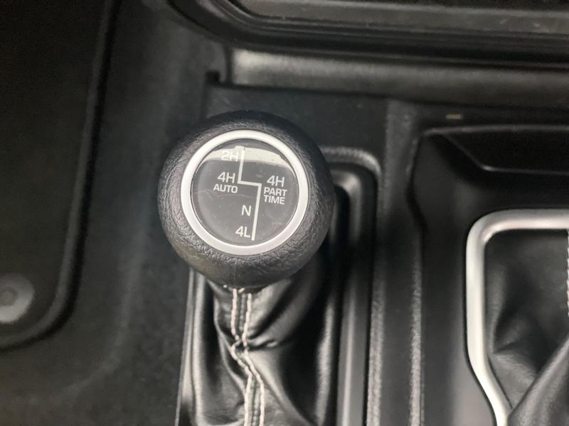 Used Jeep Wrangler 2019 for sale - 76888121: Photo 14