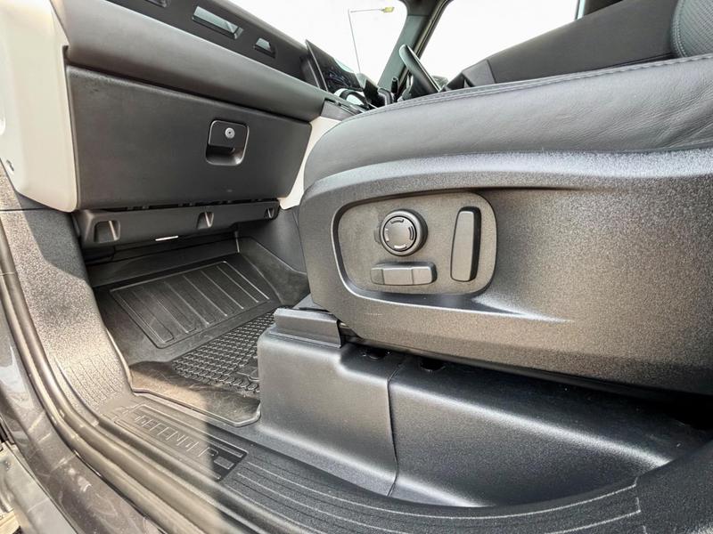 Used Land Rover Defender 110 2024 for sale - 78025679: Photo 23