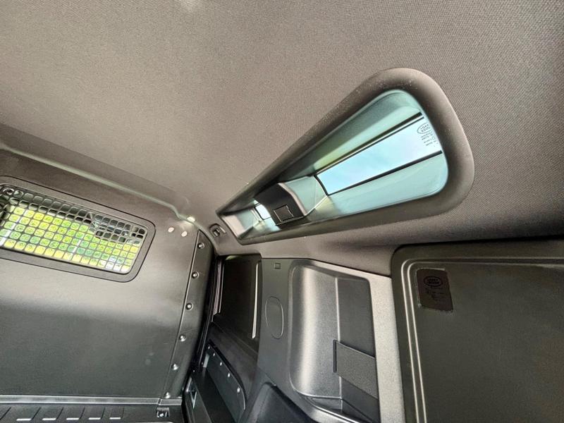 Used Land Rover Defender 110 2024 for sale - 78025679: Photo 26