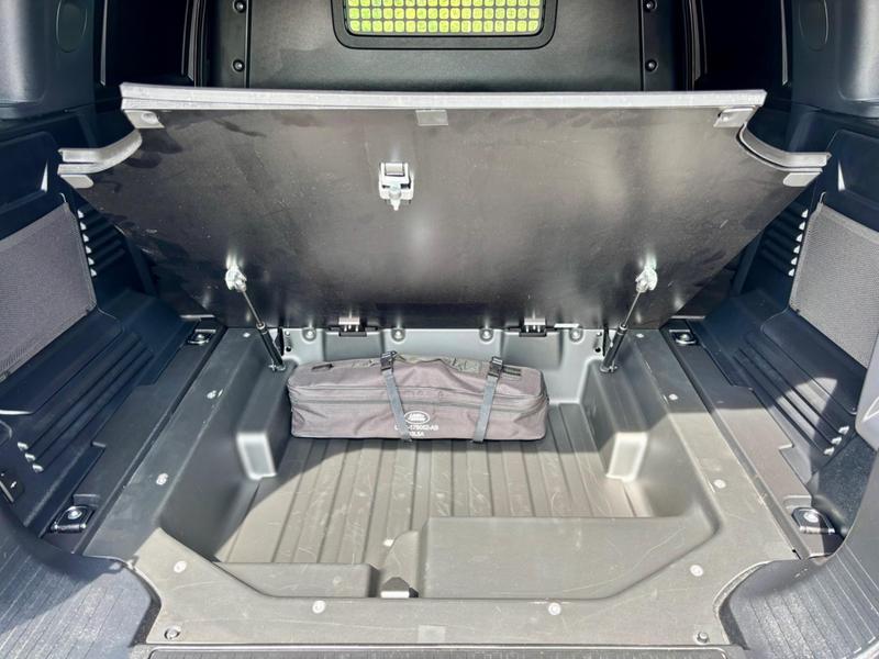 Used Land Rover Defender 110 2024 for sale - 78025679: Photo 27