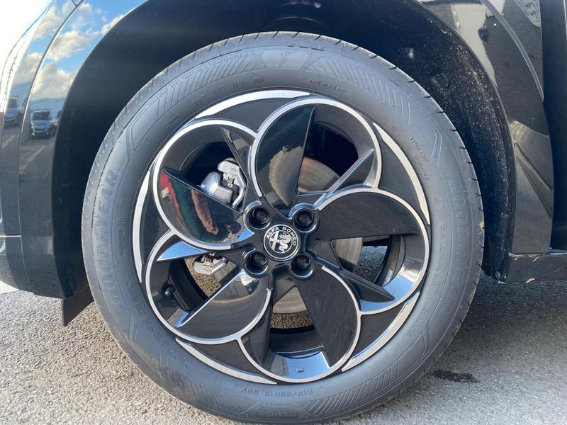 Used Alfa Romeo Junior 2025 for sale - 76888053: Photo 11