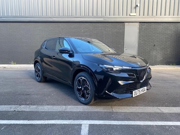 2025 - 1.2 Turbo Ibrida 5dr Auto