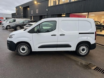 Used Citroen Berlingo 2023 for sale - 76882381: Photo